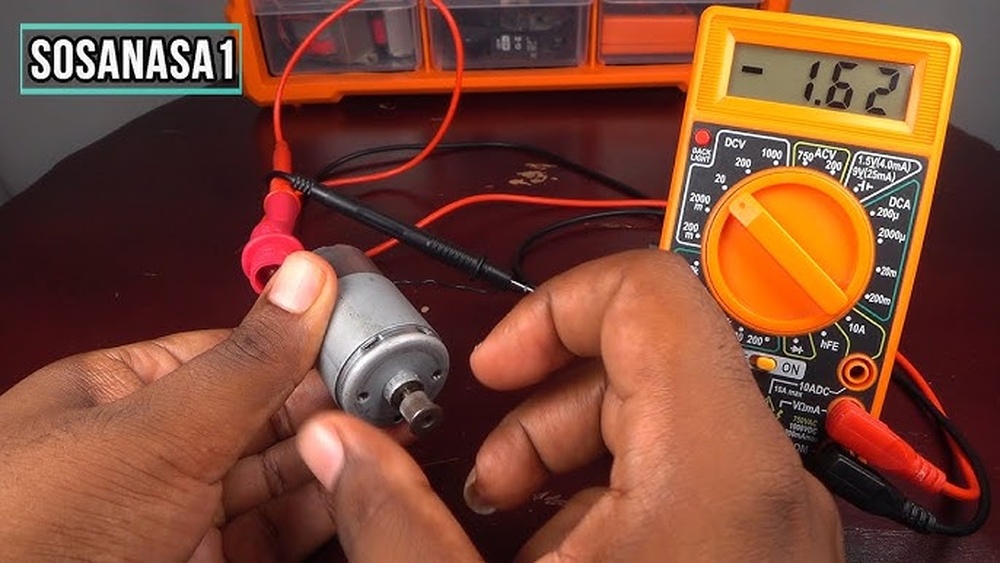 How to Test a Dc Motor With a Multimeter