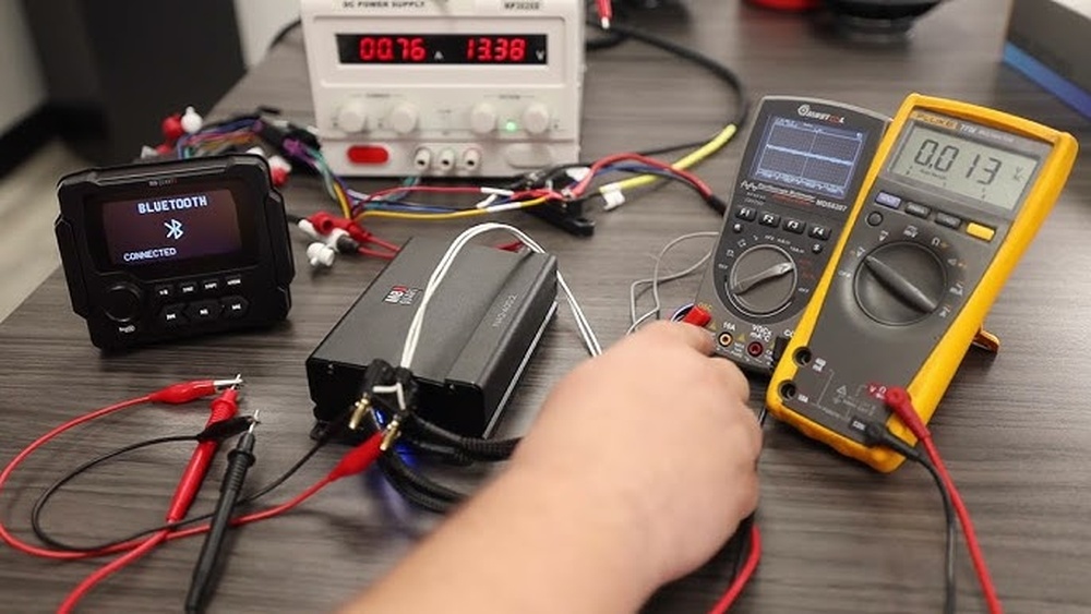 How to Test Car Amplifier With Multimeter